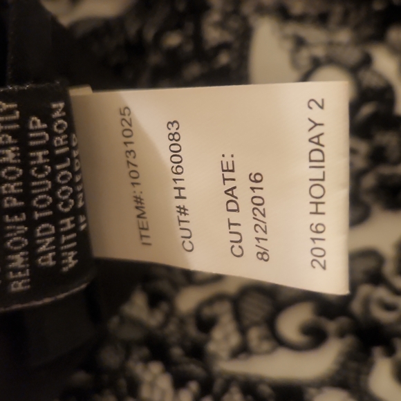 Torrid Sleeveless Lace Print Peplum Top - Picture 10 of 10